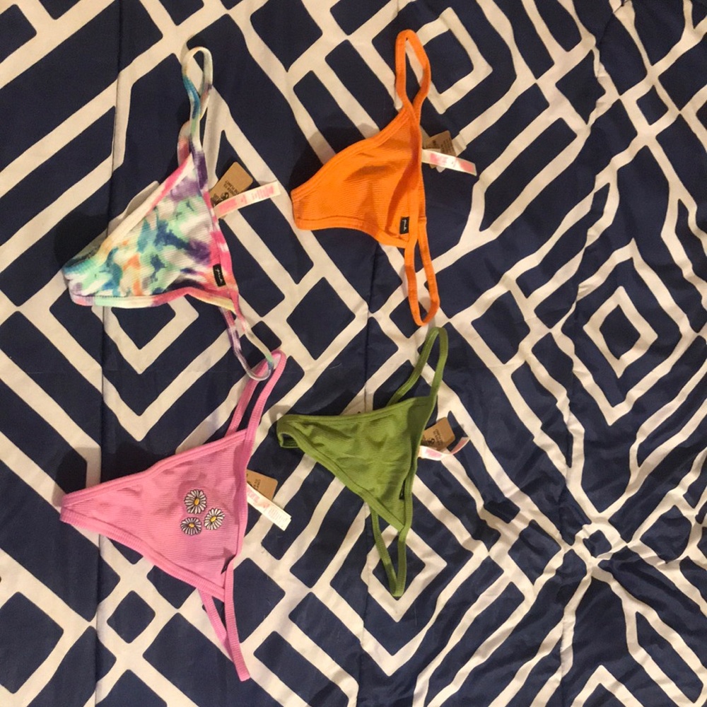 Set of 4 PINK Victoria’s Secret panties